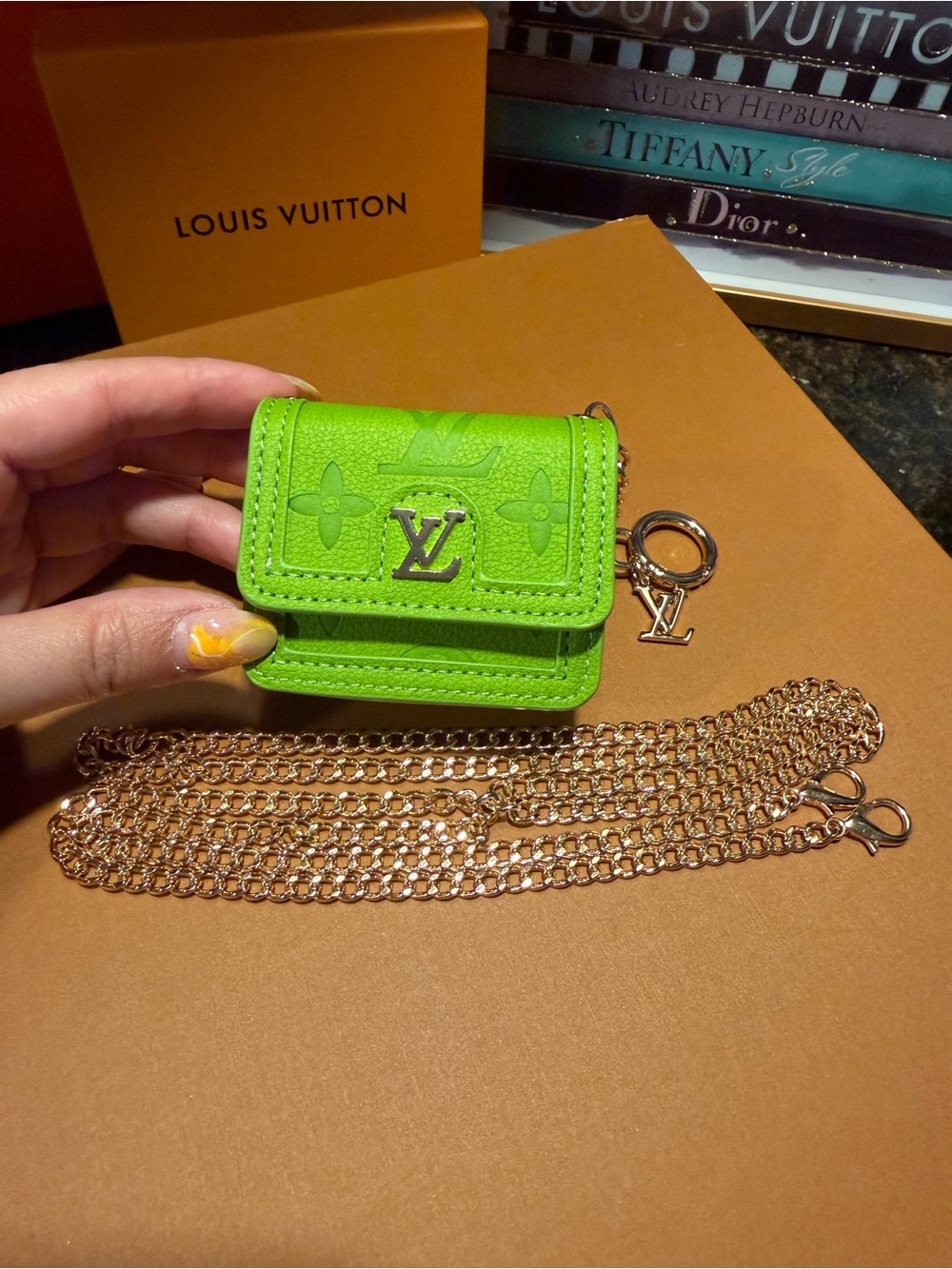 L Lime Green AirPods Case